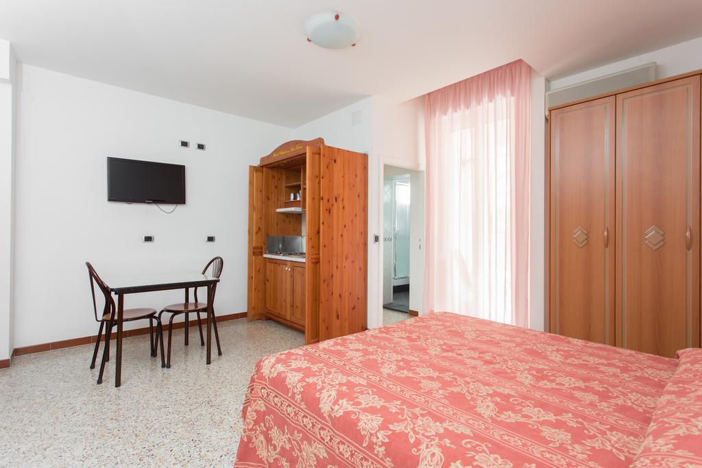 Hotel Residence Des Bains Cesenatico Bilik gambar